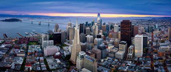 Poster Aerial View of San Francisco Skyline at Sunrise © heyengel