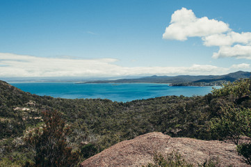 Fototapeta na wymiar Freycinet National Park hiking Tasmania Australia