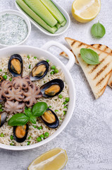 Seafood with brown rice