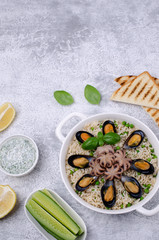 Seafood with brown rice