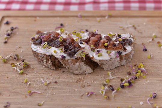 sandwich with nailed bread and baicon