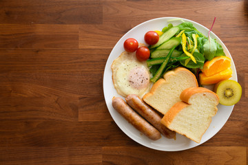 朝のイメージ　ブレックファスト