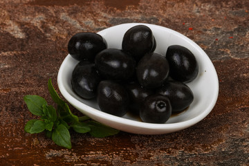 Black olives in the bowl