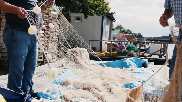THE FISHERMEN ARE WORKING, FISHNET, BLACK SEA