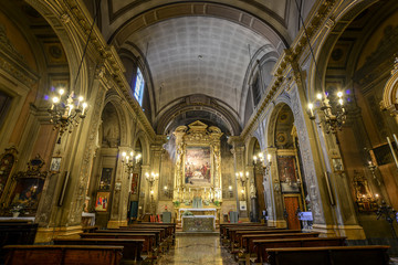 Fototapeta premium interior of catholic church of Saint Vitale and Agricola in Bologna city in Italy