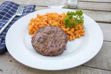 steak et pâtes