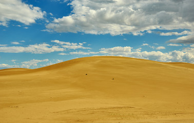 Mongolia. Sands Mongol Els