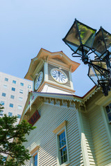 Fototapeta na wymiar 【札幌の有名観光スポット】札幌時計台