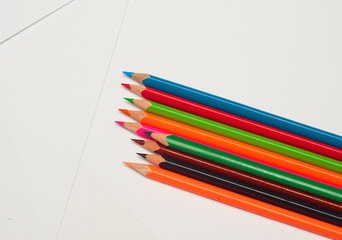 Obraz premium Supplies for art class: pencils and paper