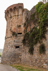 Fototapeta na wymiar City wall of San Gimignano, Italy
