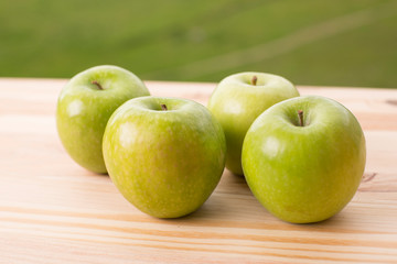 apples