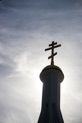 Yaroslavl. Dome and cross on the chapel of our lady of Kazan. Monument to the militia in 1612