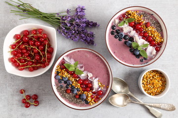 Smoothie bowl.