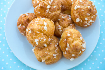 chouquettes