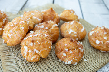 chouquettes