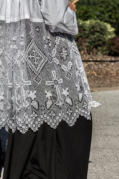 dentelle de surplis d'un clerc