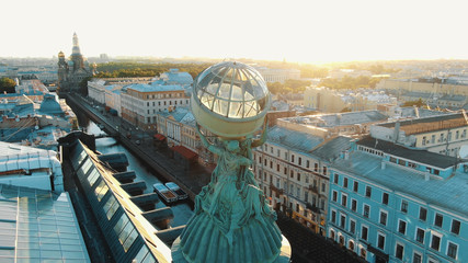 Zinger house top surrounded by streets round upper motion © wifesun