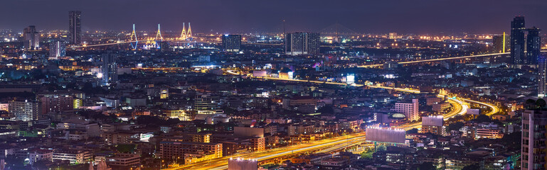 night bangkok express way with cityscape - obrazy, fototapety, plakaty