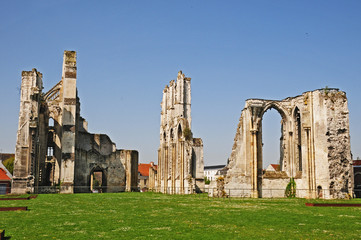 Fototapeta premium Saint Omer, le rovine dell'Abbazia di Saint Bertin - Pas-de-Calais, Hauts-de-France