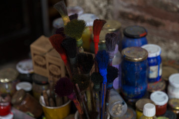 the brushes in the boxes for art education concept and drawing pictures.