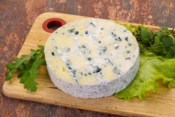 Round blue cheese