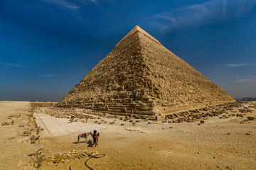 Fototapeta na wymiar Great pyramid of Cheops and Sphinx in Giza plateau. Cairo, Egypt