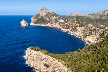 Fototapeta premium Cap de Formentor - famous nature landmark with amazing rocky coastline on Mallorca, Spain, Mediterranean Sea
