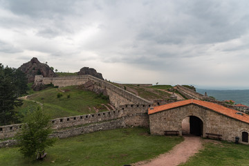 Fototapeta na wymiar Gate of the fortress Kaleto and the Belogradchik rocks, Bulgaria