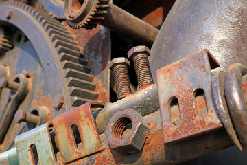 Mechanical spring device