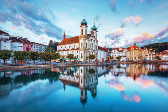 Sunset in historic city center of Lucerne with famous Chapel Bridge and lake Lucerne (Vierwaldstattersee), Canton of Lucerne, Switzerland