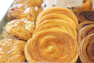 Fresh bread in a bakery at cafe.