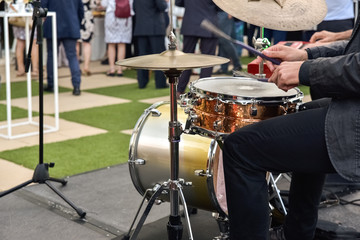 Musician playing a jazz piece to liven up a business event.
