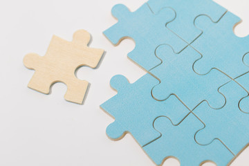 Obraz premium a pile of puzzles, cooperation