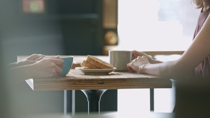 カフェ・女性