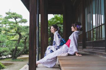 浴衣の女性