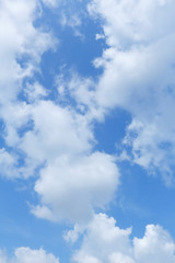 雲のメタファー　宝珠