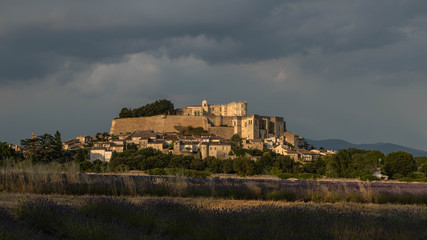 lavender field in front of the castle of Grignan in Dr&ocirc;me proven&ccedil;ale