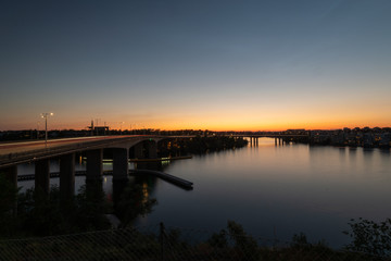Fototapeta premium sunset on the lake with essingeleden in stockholm