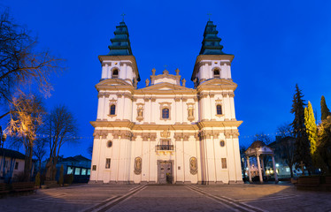 Fototapeta na wymiar Dominican Church in Ternopil, Ukraine