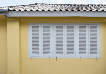 Beautiful and colorful window styles.