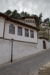 Fototapeta na wymiar Haus in Berat, Albanien
