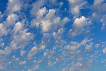 Blue sky full of clouds