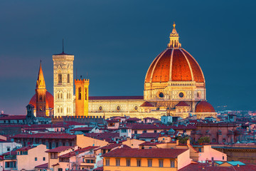 Belle vue sur la vieille ville de l& 39 étonnante ville de Florence et la cathédrale Santa Maria dl Fiore (Duomo), Florence, Italie