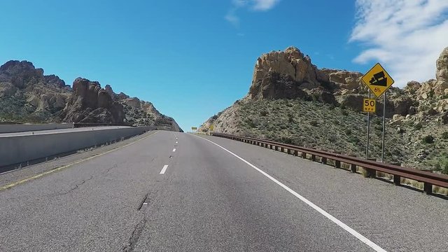 Driving AZ Hwy 68 Through Union Pass- Golden Valley Arizona
