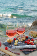 Beach Cheers Celebration Friendship Summer Fun Dinner Concept