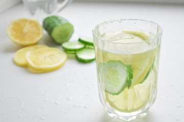 mojito cocktail with lime and mint