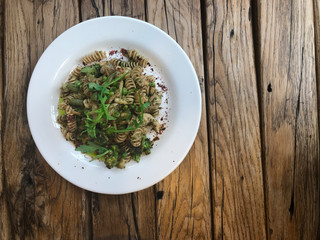 Nutty Fusilli with chicken, vegetables and pesto sauce.