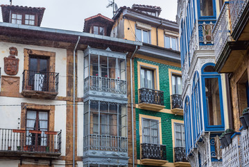 Obraz premium Houses on San Antonio Street in oldest part of Oviedo, Spain