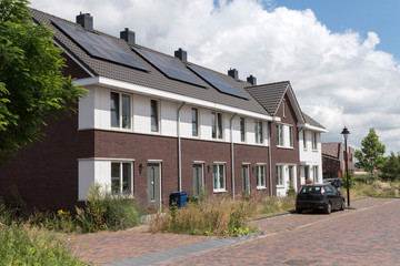 Moderne Reihenh&auml;user