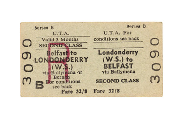 Fahrkarte Zug Irland Vintage Train Tickets Ireland alt old retro beige R Belfast Londonderry 3090...